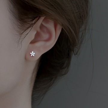 純銀花朵耳釘女2021年新款潮簡約冷淡風耳環小眾設計小巧2022耳飾