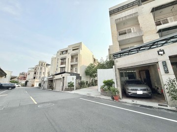 專約|未淹水|仁武輕屋齡正路邊間美車墅｜高雄市仁武區大智一街