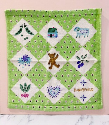 【震撼精品百貨】Holly's Bear 泰迪熊 日本泰迪熊純棉手帕/方巾-綠#34370 震撼日式精品百貨