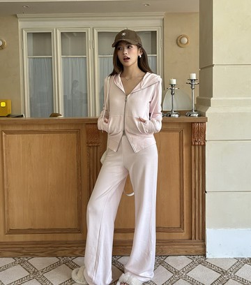 VIVILIAN慵懶風德絨短版連帽簡約休閒套裝