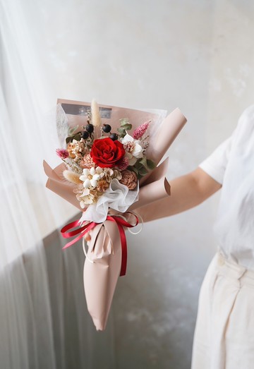 🌹520說愛你【GOODLILY flower】紅色永生花玫瑰花束 ( M ) 情人節  求婚 生日 告白 永生花 乾燥花