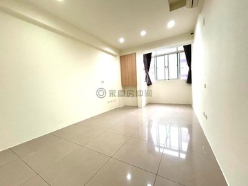 【專任】近信義國小3房前庭停車~低公設電梯華廈｜苗栗縣頭份市復興街