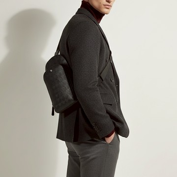 MONTBLANC 萬寶龍Extreme 3.0 風尚系列單肩包 / 胸包