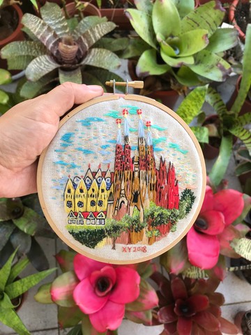 Wednesday 純手工西班牙高第建築物擺飾掛畫