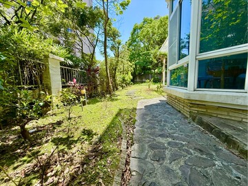 綠中海一期前棟大庭院裝潢絕美別墅｜新北市新店區安祥路