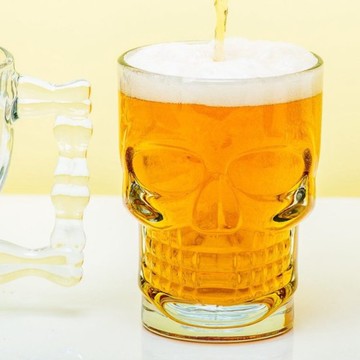 骷髏頭啤酒杯