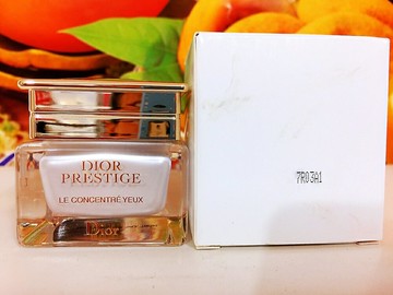 DIOR 迪奧精萃再生花蜜眼霜 15ml (全新白盒裝， 百貨公司專櫃正貨)