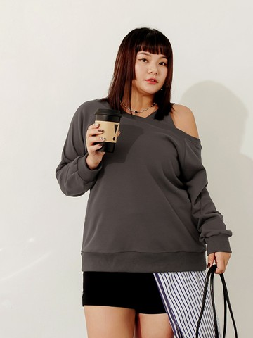 雲朵自訂款-不對稱露肩大學T上衣