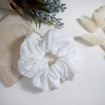 G&G布蕾絲壓紋大圈束-白