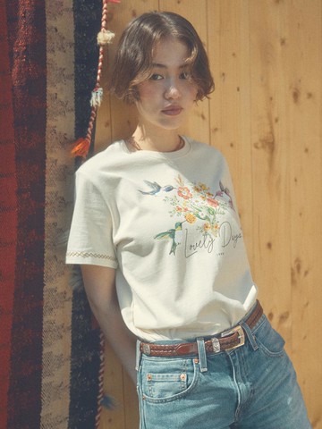 Hummingbirds T-shirt [Natural light brown]