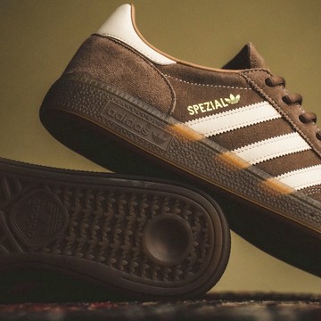 ADIDAS ORIGINALS HANDBALL SPEZIAL "EARTH STRATA" 咖啡 大地色 麂皮 休閒鞋 中性鞋款 KK1153