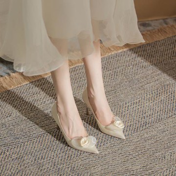 微先生 法式高跟鞋女 氣質小眾單鞋女 尖頭8厘米白色細跟伴娘鞋女