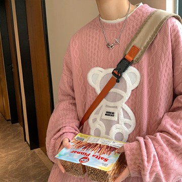 春季粉色圓領衛衣男新款春裝小熊麻花編織打底衫大碼長袖上衣