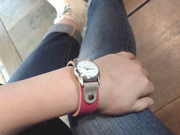 STITCH 紅色 x 黑色手鐲手錶，易於佩戴 Stitch run 手錶一鍵式安裝/拆卸 OK SRW-RKH-GS