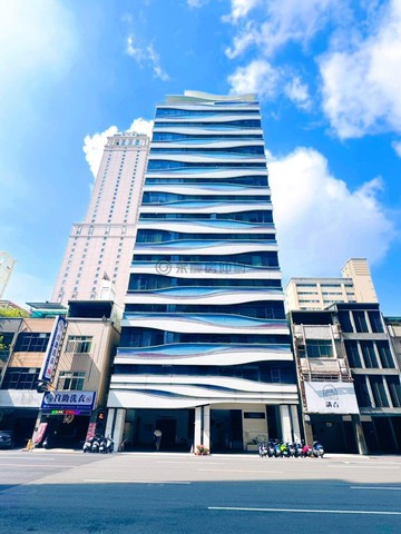 漢神商圈 亞洲新灣區 時尚海洋美2房車位｜高雄市前金區青年二路