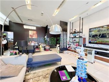 股票有賺錢買來度假 無敵景觀一樓+大車位｜新北市新店區安祥路