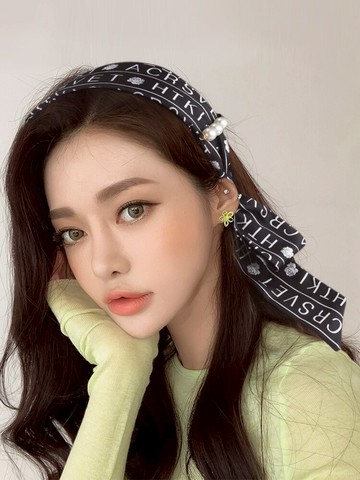 飄帶發捆發箍女百搭外出顯臉小的森系超仙壓發防滑網紅后掛式發飾