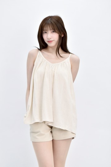 (L) net ladies亞麻細肩帶杏色上衣