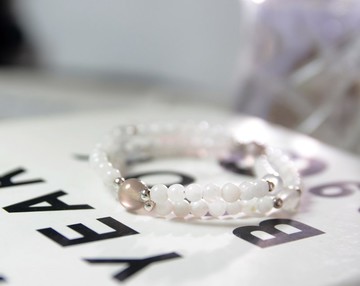 月色呢喃 l 靈魂魅力 l 愛情女神 l 月光石