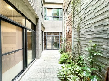 漢神巨蛋農十六富邦BOT面寬豪宅電梯雙車墅｜高雄市左營區維新街