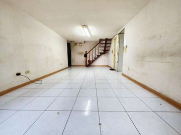 高岡屋挑高樓中樓3房｜台南市永康區新興街