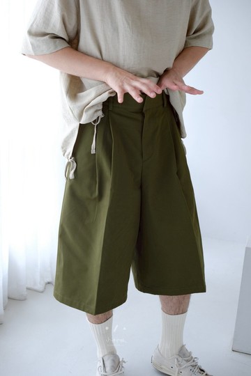 波本威士忌挺料六分褲 - 2色 - 波本軍綠