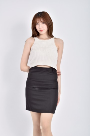 (M) 【作珩私服】秀品質感素面黑色短裙