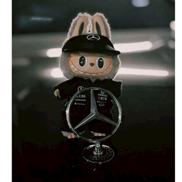 ⚡WBP免運🔥泡泡瑪🫧特娃娃衣 F1賽車奔馳紅牛隊服 娃衣搪膠公仔掛件 法拉利-漢密爾頓娃衣 拉佈佈一代二代三代娃衣
