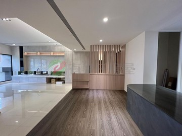 A18高鐵金核心～京懋華爾道夫二期裝潢大3房雙車｜桃園市中壢區領航南路三段