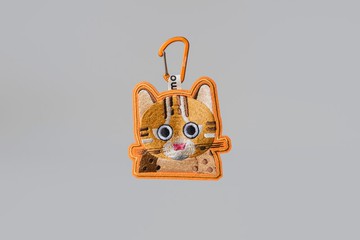 客製化刺繡吊牌-石虎