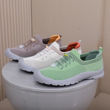 三只羊2025一腳蹬網面軟底透氣媽媽鞋鏤空健步鞋低跟休閑平底舒適