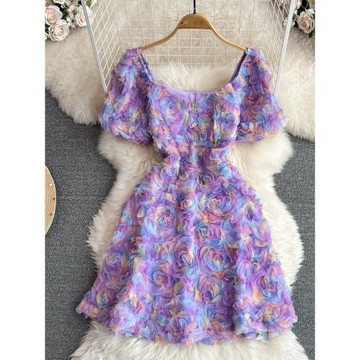 高級感輕奢氣質泡泡短袖立體玫瑰花朵收腰顯瘦小個子a字連衣裙夏