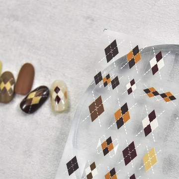 ❰現貨❱秋冬 美甲貼紙 浮雕 薄韌美甲貼愛嬈合作款可愛指甲貼焦糖色菱形格美甲飾品