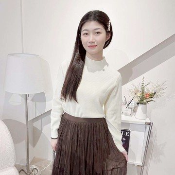 HONOR簡約圓領肩釦修身針織上衣-米白