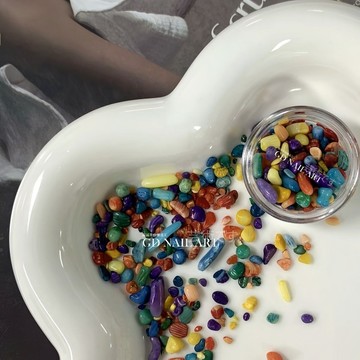 ✨台灣出貨✨GD NAIL ART新款多巴胺彩虹配色趣味獨特蠟筆小石頭美甲飾品配鉆