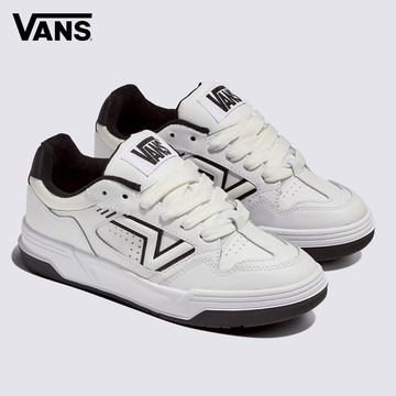 Vans Upland 男女款白色/黑色滑板鞋