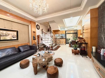 十期陸府震後臨路美墅（專任）｜台中市北屯區軍福十一路