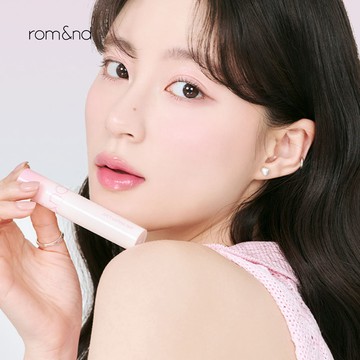 rom&nd 果凍光澤持久染唇釉：NEW 春夏最新色登場！水果般的清涼甜美～配上超水感光澤，閃耀甜美 Ｑ 嫩唇