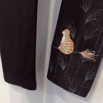 Urb.【芒草貓】內搭褲 / 黑