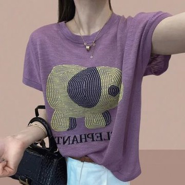 [韓國K.W.]現貨雜誌同款柔情飄飄圓領印花上衣系列(竹節棉/上衣/休閒/T恤/印花/中大尺碼)