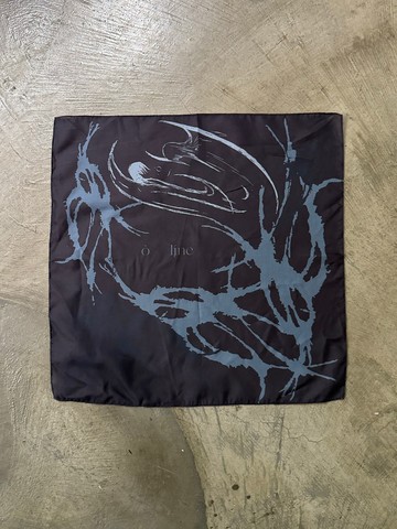 ò Line | Bloodies Angles Scarf - BLACK