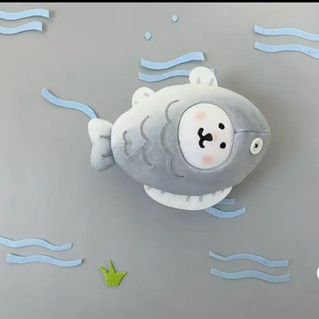 臺灣出貨💥自嘲熊閒魚毛絨掛件鑰匙扣書包女生禮物禮品創意可愛玩偶裝飾物