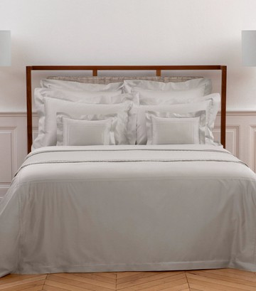 Yves Delorme Couture Cotton Adagio Super King Flat Sheet