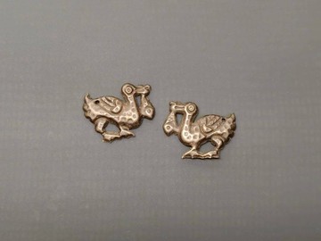 雙鴨叼魚老銀件 – 古董老銀帽飾 - 純古董SA-034