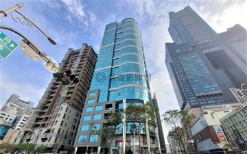 曼哈頓海景商辦/可另購平車｜高雄市苓雅區三多四路