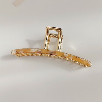 質感花紋金屬一字抓夾-焦糖色