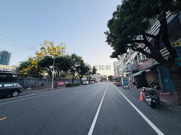 岡山空軍醫院旁 適合開醫療用品店與營養健康餐～｜高雄市岡山區柳橋西路