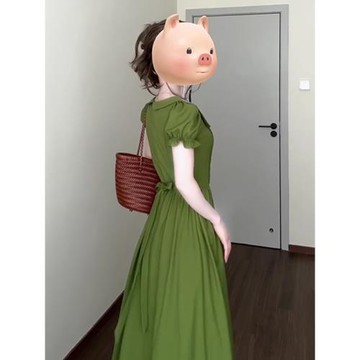 法式綠色泡泡袖連衣裙子女夏季2026新款大方得體獨特漂亮掐腰長裙