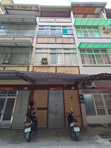 瑞隆商圈籬仔內輕軌透天｜高雄市前鎮區武德街