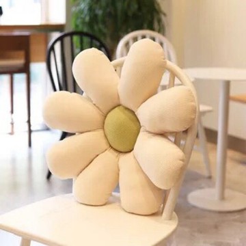 預購 【家寵LOVEHOME】 LOVEHOME 雛菊坐墊  花瓣坐墊 屁墊  靠枕 靠墊 椅墊 辦公室 居家 - 綠芯白花瓣